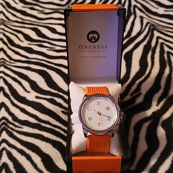 Oneness University Watch Not Casio Like New in Box Silvertibe Case Orange Band - Picture 1 of 8